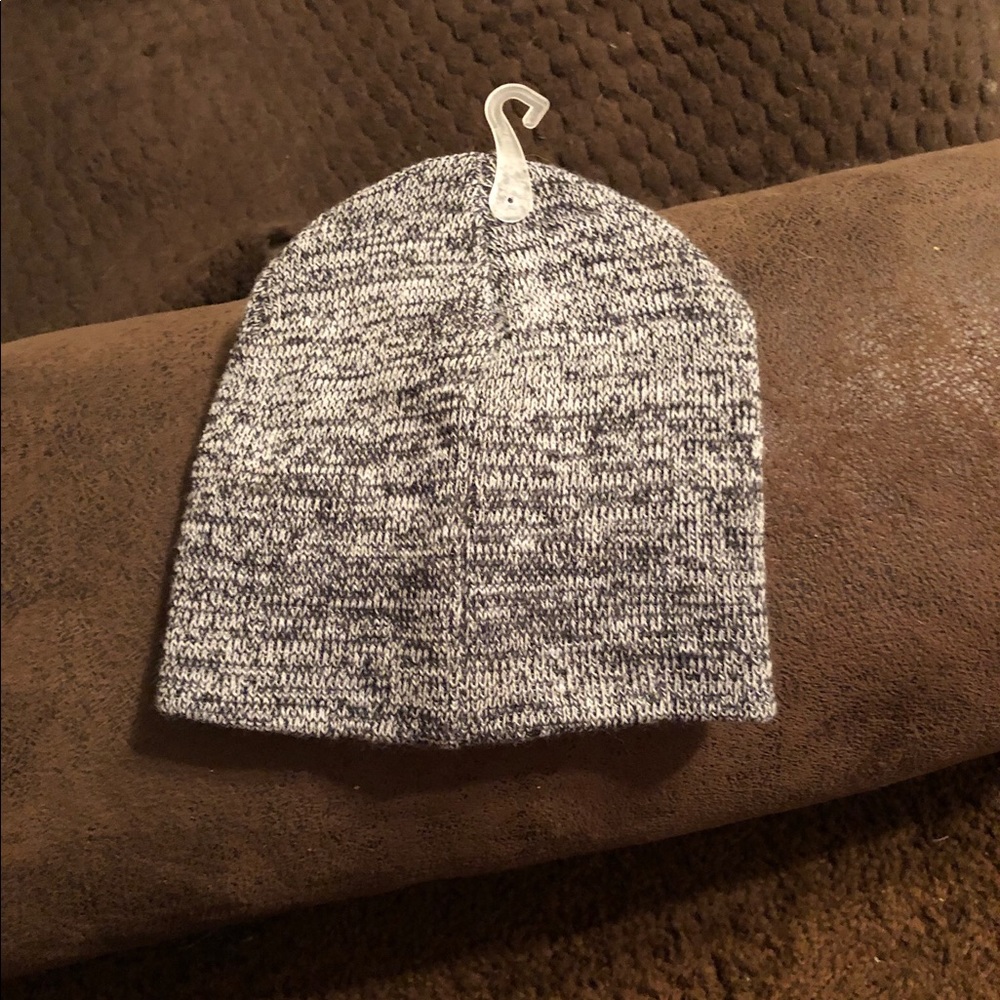 🌸Black & White Beanie/Skullcap Hat